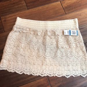 Cream lace skirt